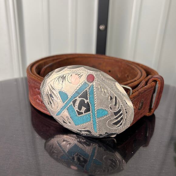Vintage 70s 80s Silver Freemason Masonic "TOM" 42" Embossed Brown Leather Belt - Picture 1 of 4